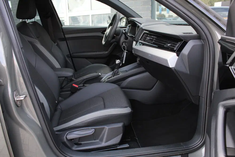 Audi A1 30 TFSI S Line Edition One uit 2019, foto 9