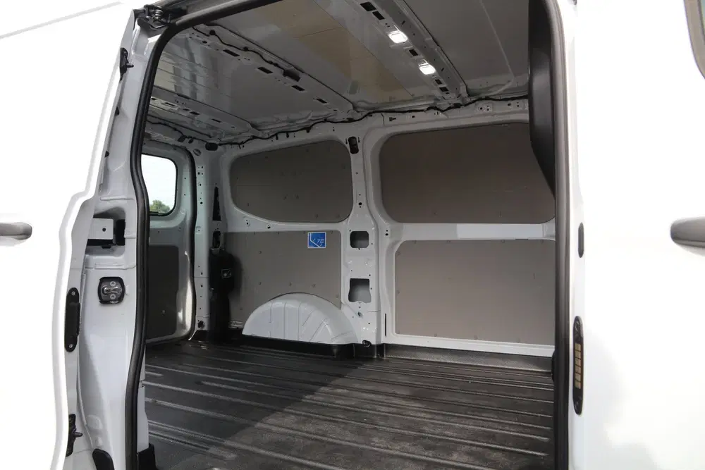 Ford Transit Custom 2.0 TDCI 136 uit 2024, foto 15