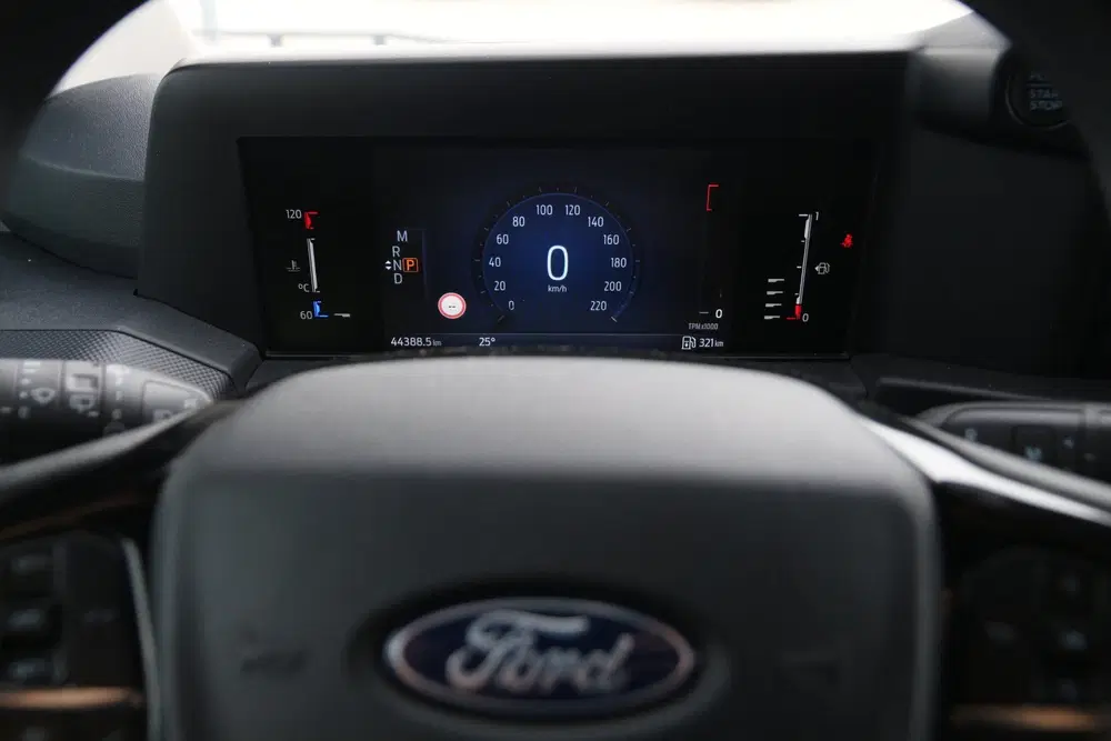 Ford Transit Custom 2.0 TDCI 136 uit 2024, foto 7