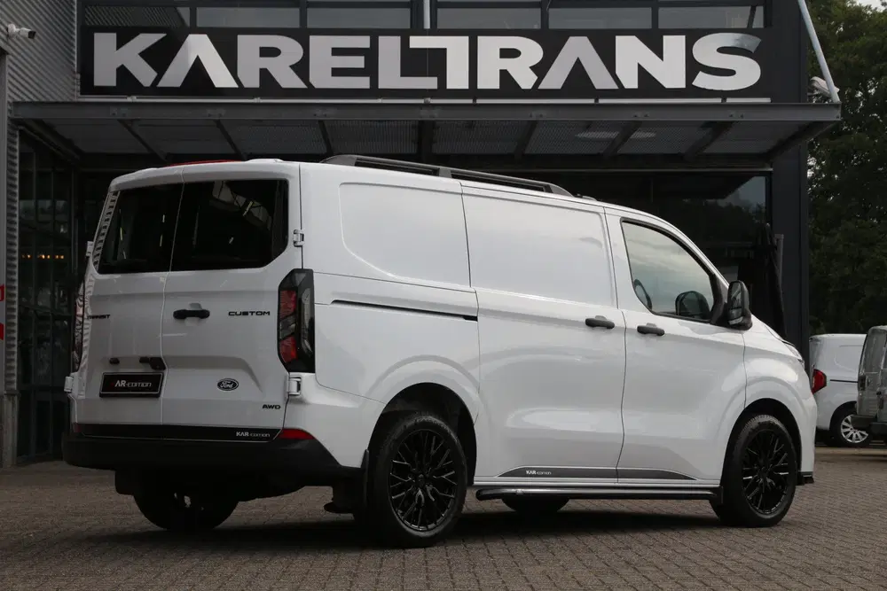 Ford Transit Custom 2.0 TDCI 136 uit 2024, foto 8