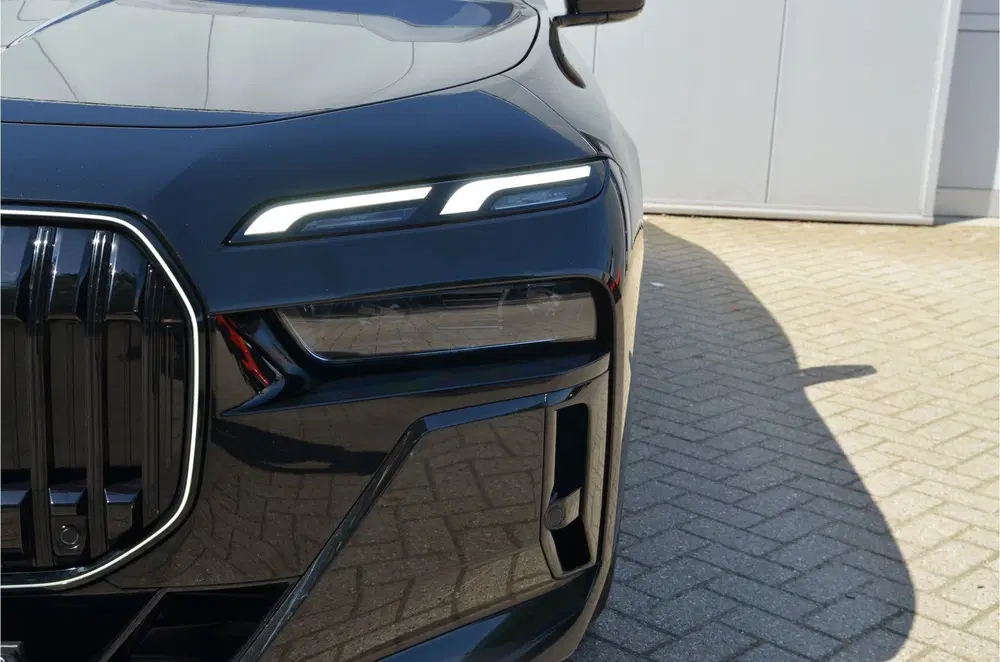 BMW i7 eDrive50 M Sport uit 2024, foto 11
