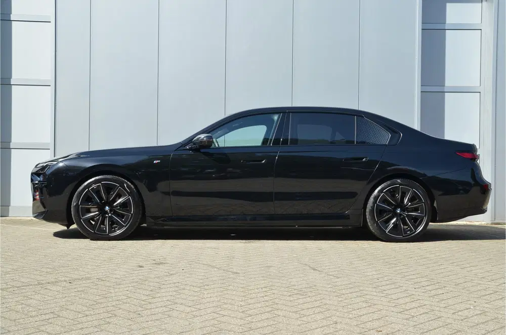 BMW i7 eDrive50 M Sport uit 2024, foto 3