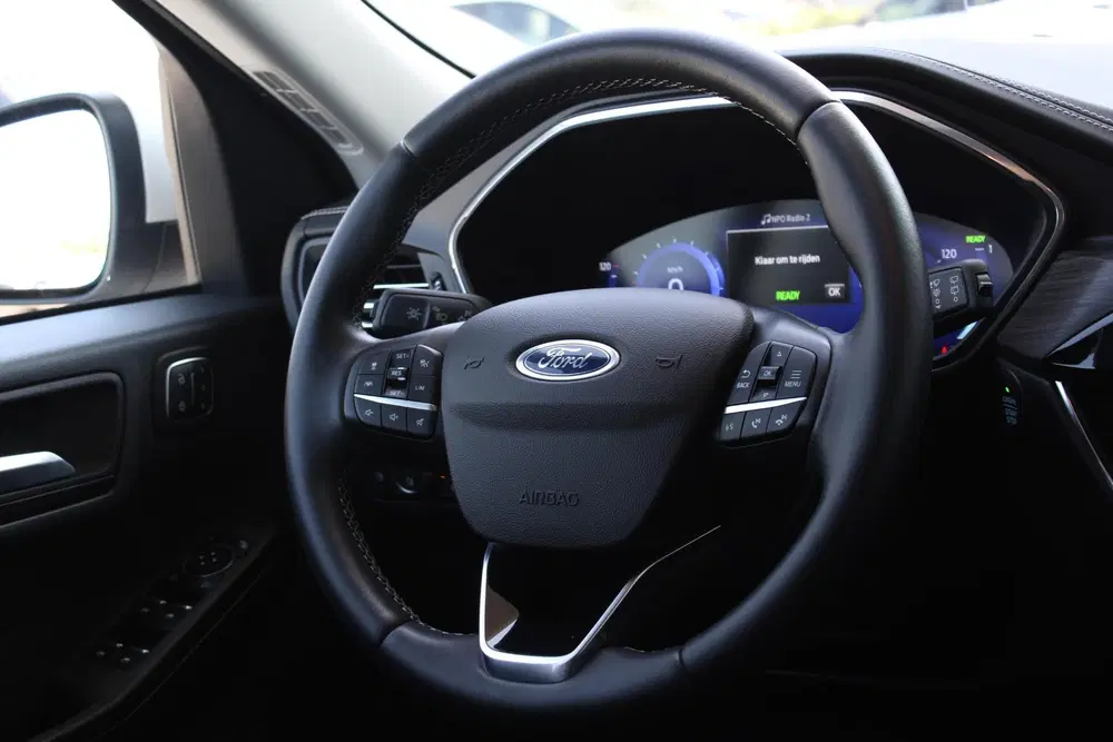 Ford Kuga 2.5 PHEV Vignale Trekhaak Wegklapbaar uit 2021, foto 14