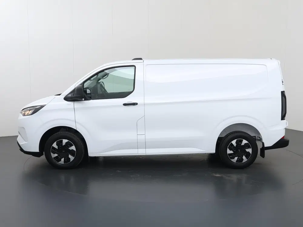 Ford Transit Custom 320 uit 2025, foto 5