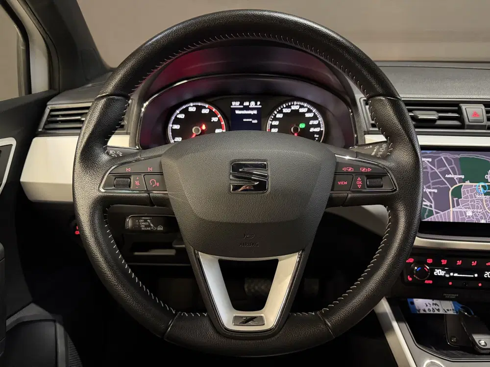 SEAT Arona 1.0 TSI Xcellence Business Intense uit 2019, foto 9