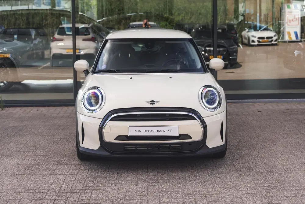 Mini Hatchback One Classic uit 2022, foto 5