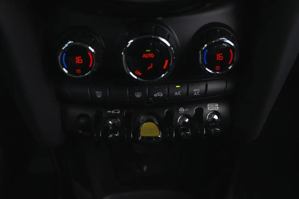 Mini Electric Classic uit 2022, foto 14
