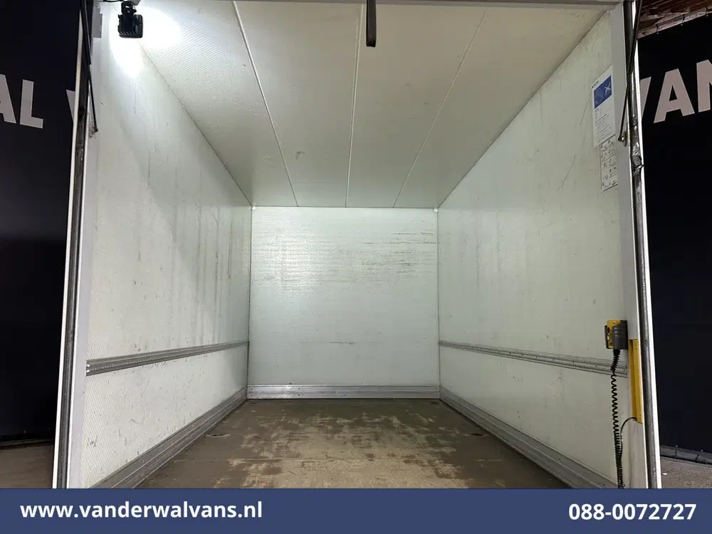 Peugeot Boxer 2.2 BlueHDi 141pk Bakwagen 428cm Lang Laad uit 2022, foto 10