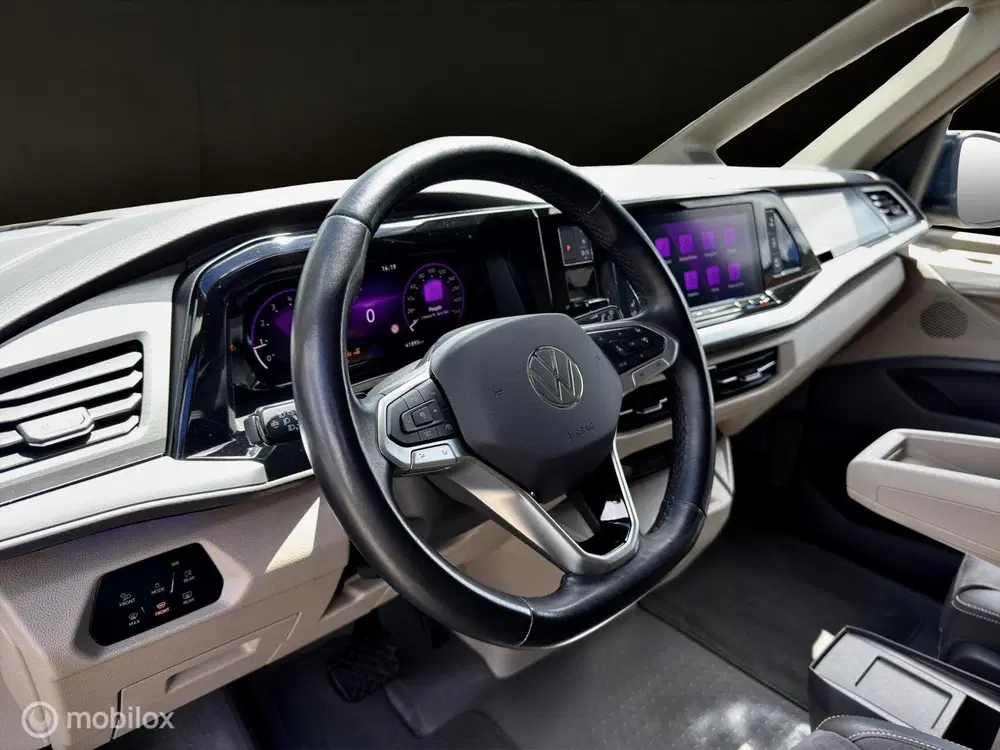 Volkswagen Multivan 2.0 Benzine uit 2022, foto 11