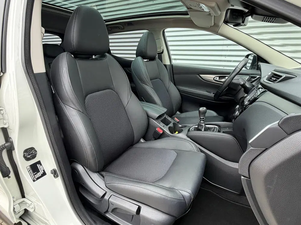 Nissan Qashqai 116pk Tekna + [ 1e eig. 27810 km ] uit 2019, foto 11
