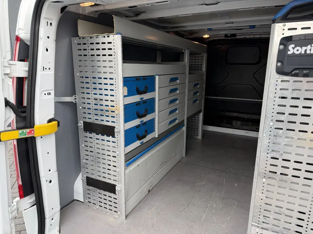 Ford Transit Custom 2.0 TDCI uit 2020, foto 7