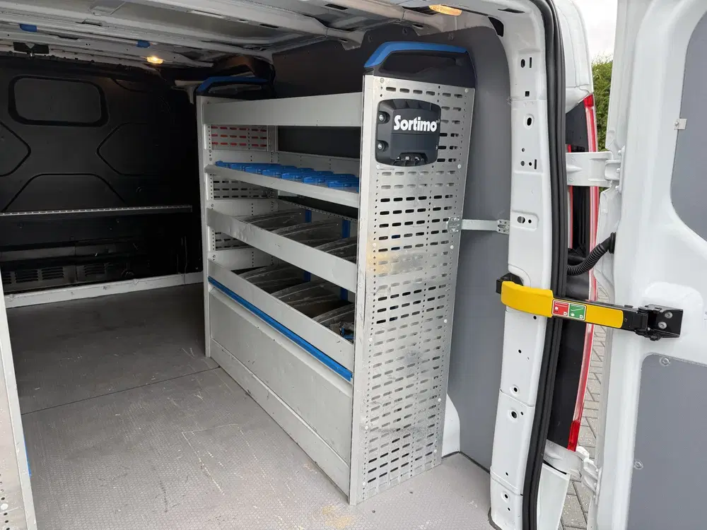 Ford Transit Custom 2.0 TDCI uit 2020, foto 8