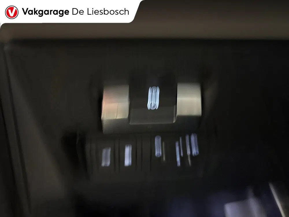 Land Rover Discovery Sport P300e 1.5 R-Dynamic SE uit 2022, foto 15