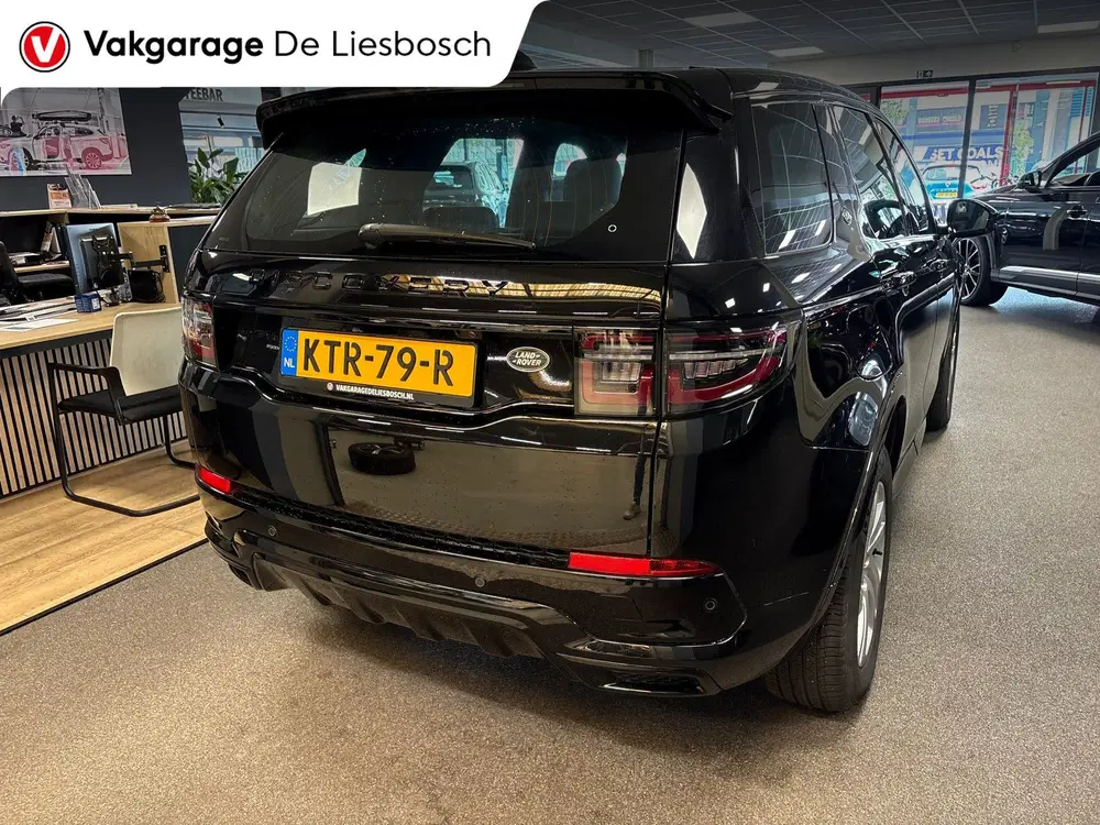 Land Rover Discovery Sport P300e 1.5 R-Dynamic SE uit 2022, foto 6