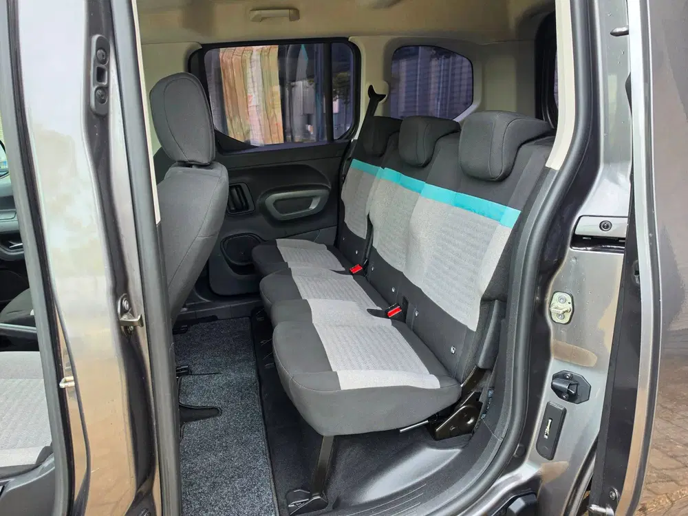 Citroën Berlingo Citroen BERLINGO 1.2 PureTech Live uit 2021, foto 15