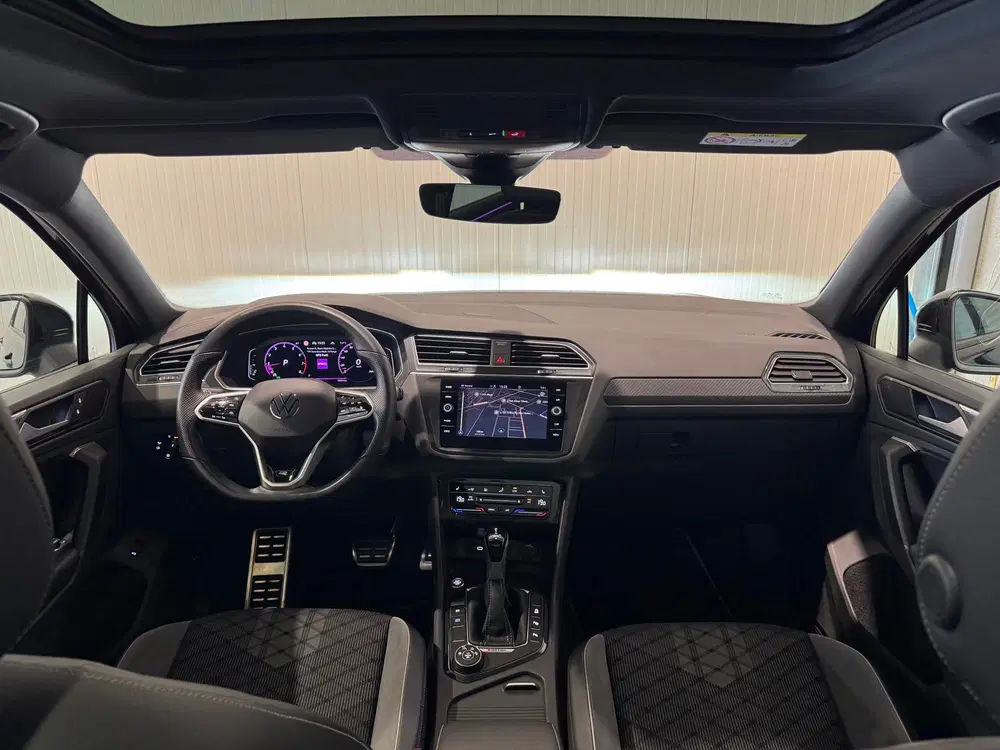 Volkswagen Tiguan 2.0 TSI 4Motion 3x R-Line Black Edition 19 uit 2022, foto 11