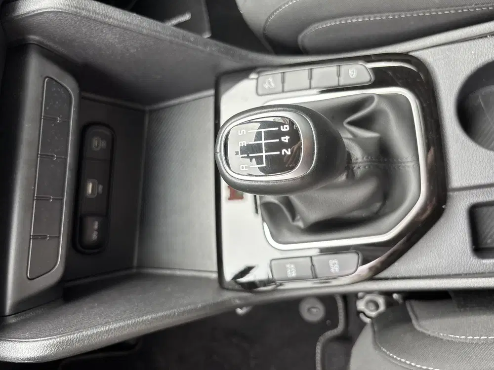 Kia Sportage 1.6 T-GDi MHEV ComfortLine uit 2024, foto 11
