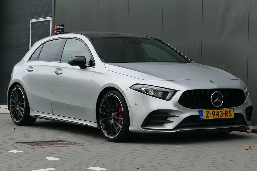 Mercedes-Benz A-Klasse AMG 35 4MATIC Premium Panorama Alcant uit 2020, foto 15