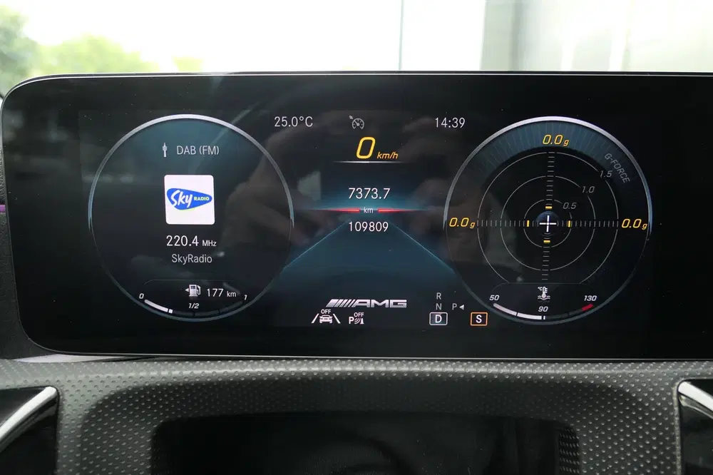 Mercedes-Benz A-Klasse AMG 35 4MATIC Premium Panorama Alcant uit 2020, foto 5