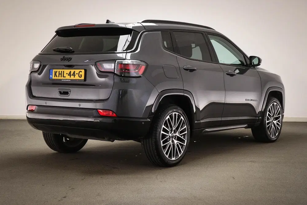 Jeep Compass 1.5T e-Hybrid Summit uit 2025, foto 2