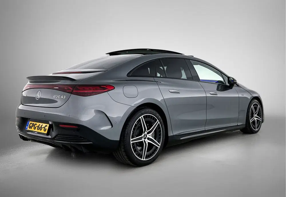 Mercedes-Benz EQE AMG 43 4MATIC 90 kWh Panoramadak uit 2024, foto 2