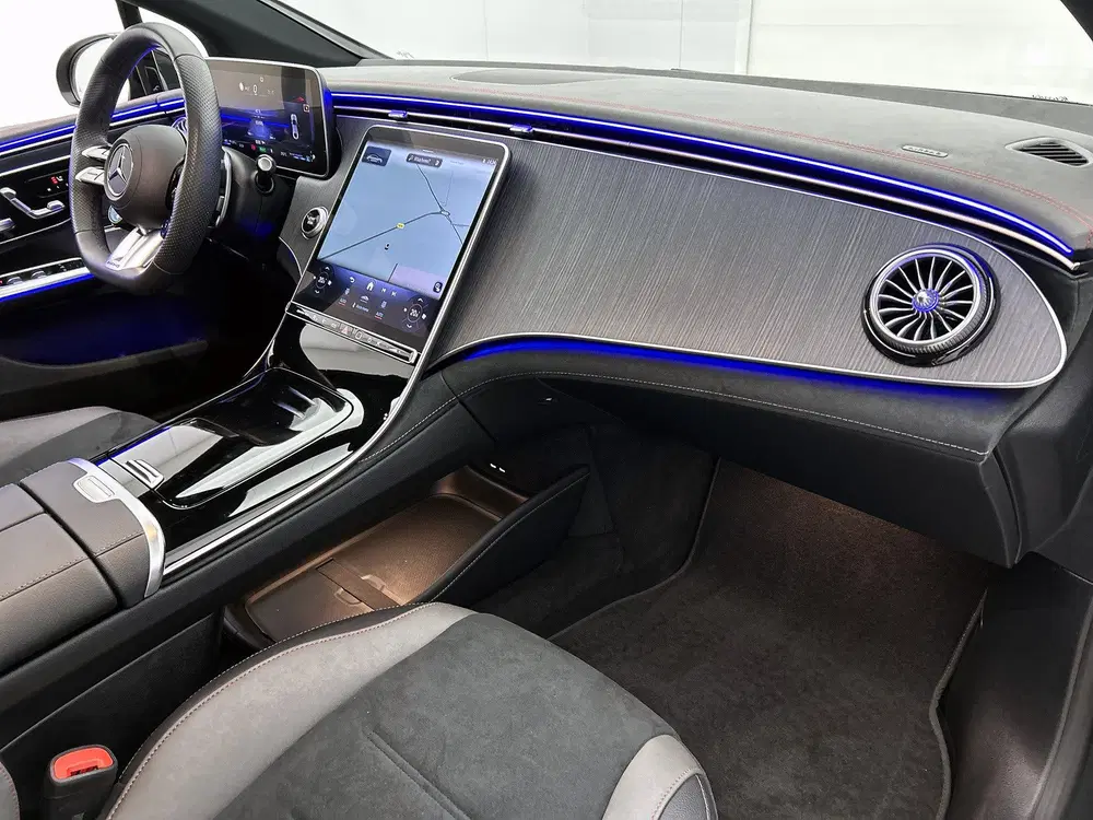 Mercedes-Benz EQE AMG 43 4MATIC 90 kWh Panoramadak uit 2024, foto 8