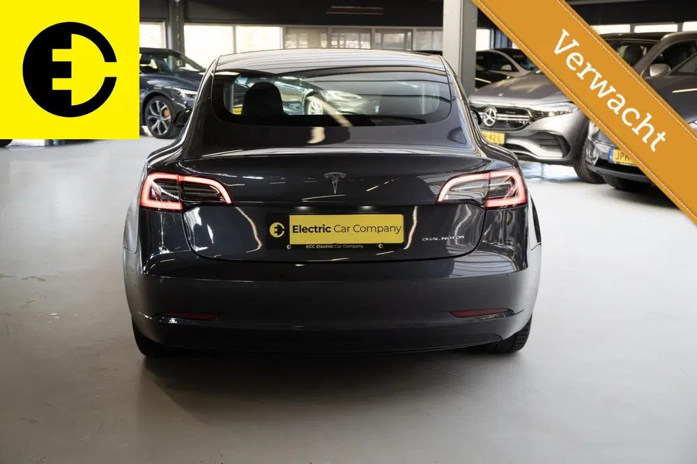 Tesla Model 3 Long Range AWD 75 kWh uit 2021, foto 13