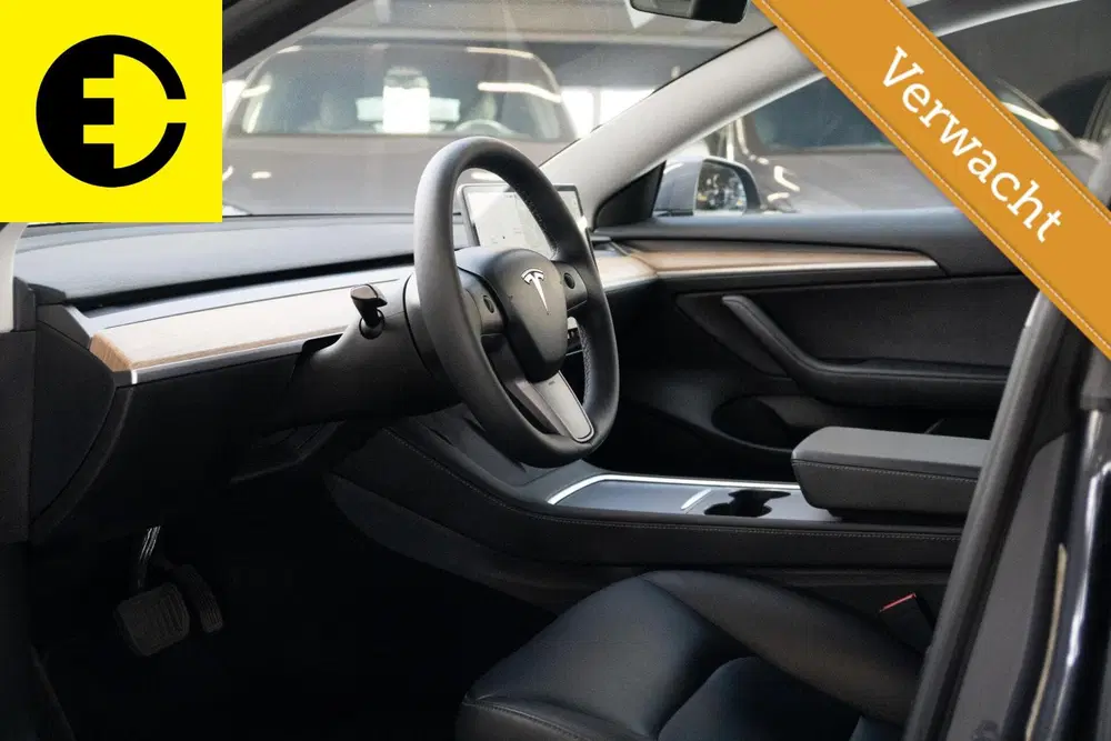 Tesla Model 3 Long Range AWD 75 kWh uit 2021, foto 3