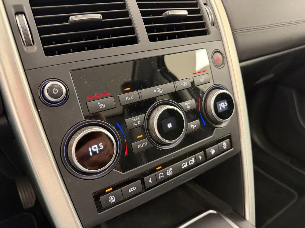 Land Rover Discovery Sport 2.0 Si4 HSE Dynamic uit 2019, foto 15