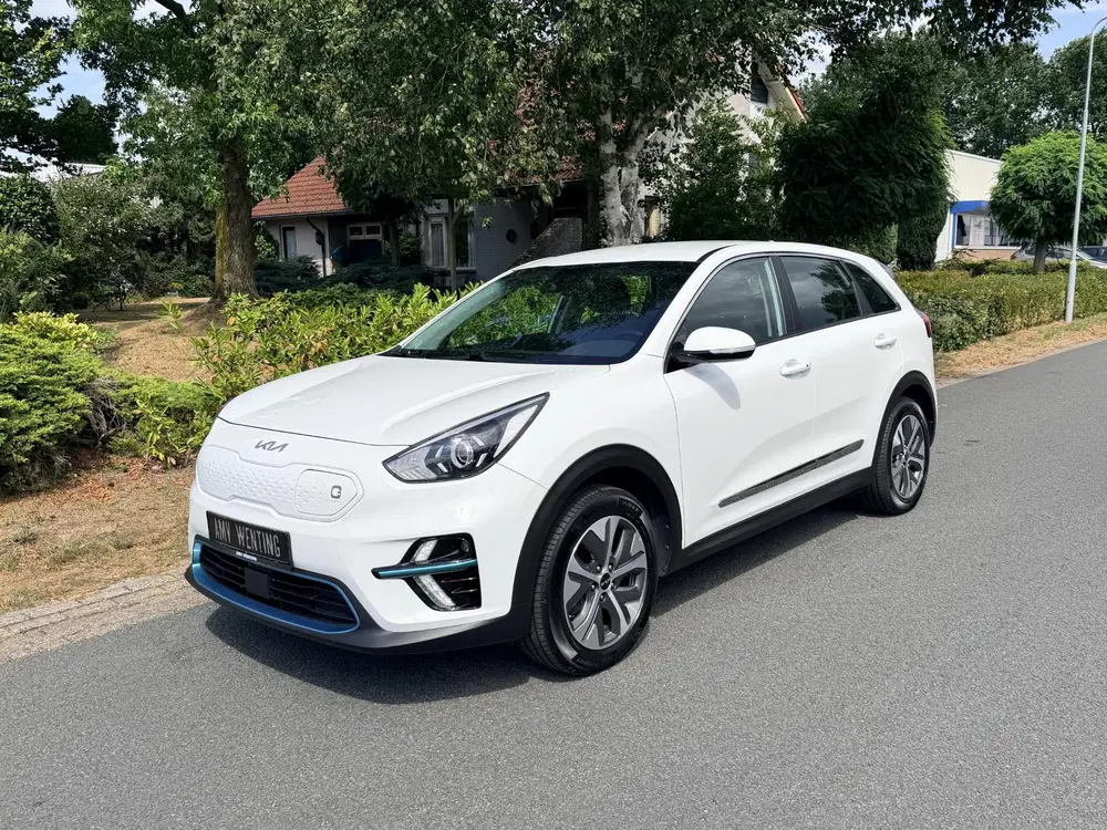 Kia Niro ComfortLine 64 kWh 204PK ACC•Camera•Keyles uit 2022