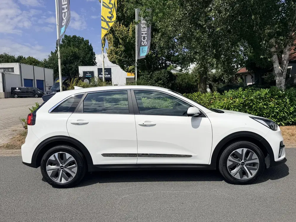 Kia Niro ComfortLine 64 kWh 204PK ACC•Camera•Keyles uit 2022, foto 10