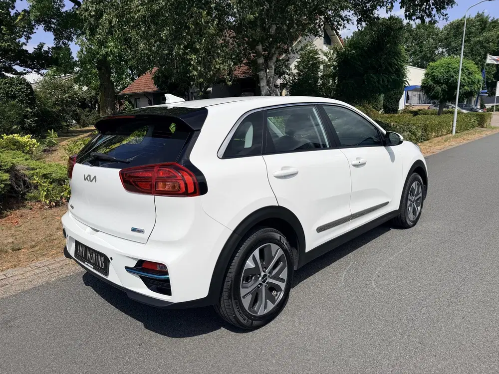 Kia Niro ComfortLine 64 kWh 204PK ACC•Camera•Keyles uit 2022, foto 11