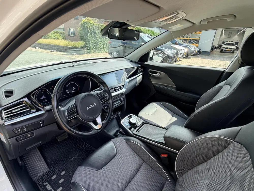 Kia Niro ComfortLine 64 kWh 204PK ACC•Camera•Keyles uit 2022, foto 14