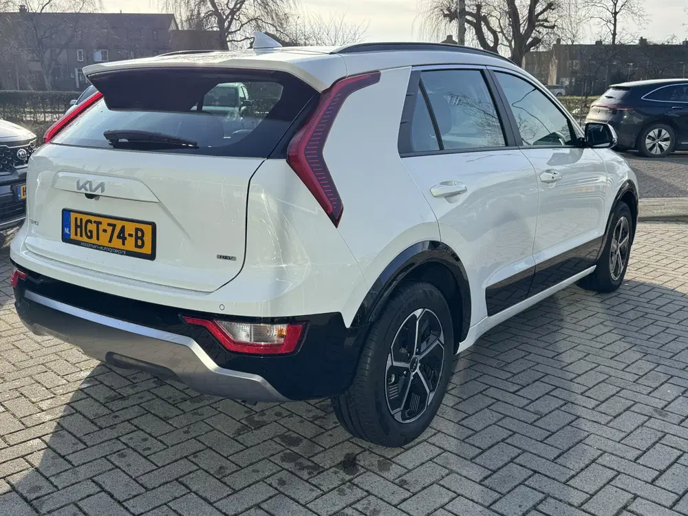 Kia Niro 1.6 GDi Hybrid DynamicLine uit 2025, foto 6