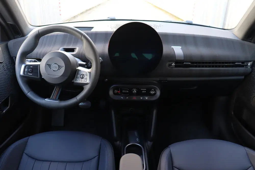 Mini Hatchback SE uit 2026, foto 10