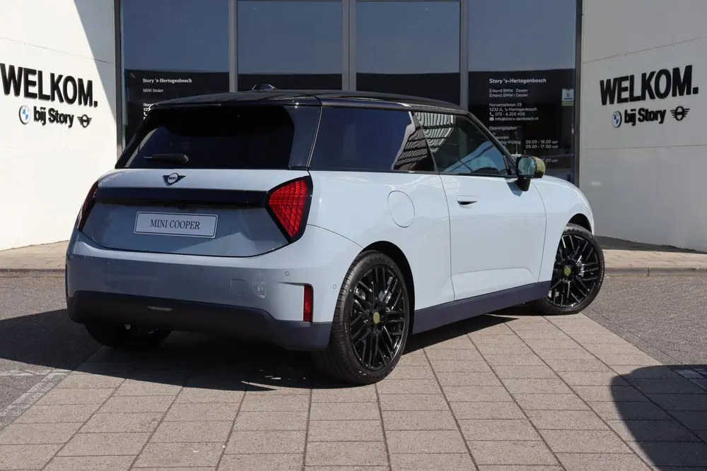 Mini Hatchback SE uit 2026, foto 5