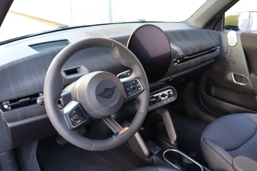 Mini Hatchback SE uit 2026, foto 7
