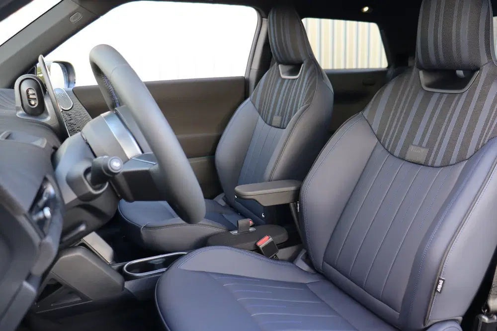 Mini Hatchback SE uit 2026, foto 8
