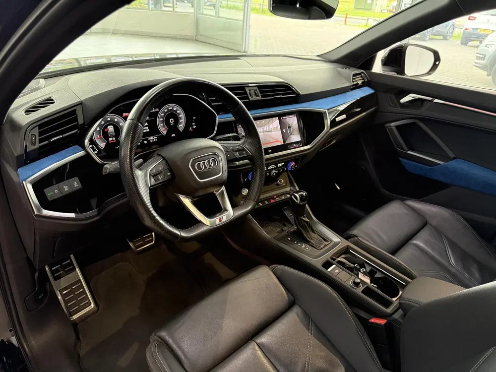 Audi Q3 45 TFSI quattro edition one Black Pack uit 2019, foto 9