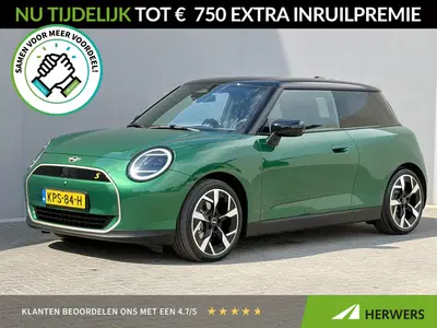 Mini Cooper SE Cooper SE Favoured M 54.2 kWh uit 2024