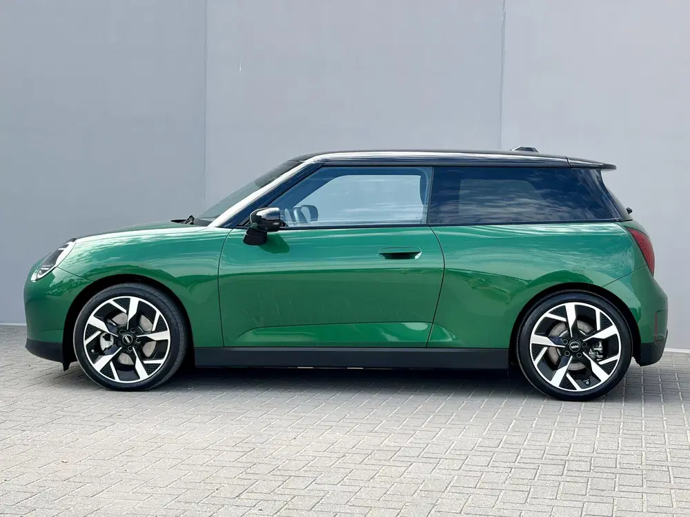 Mini Cooper SE Cooper SE Favoured M 54.2 kWh uit 2024, foto 11