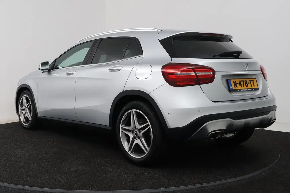 Mercedes-Benz GLA GLA 180 Sport Edition (STOELVERWARMING uit 2019, foto 5