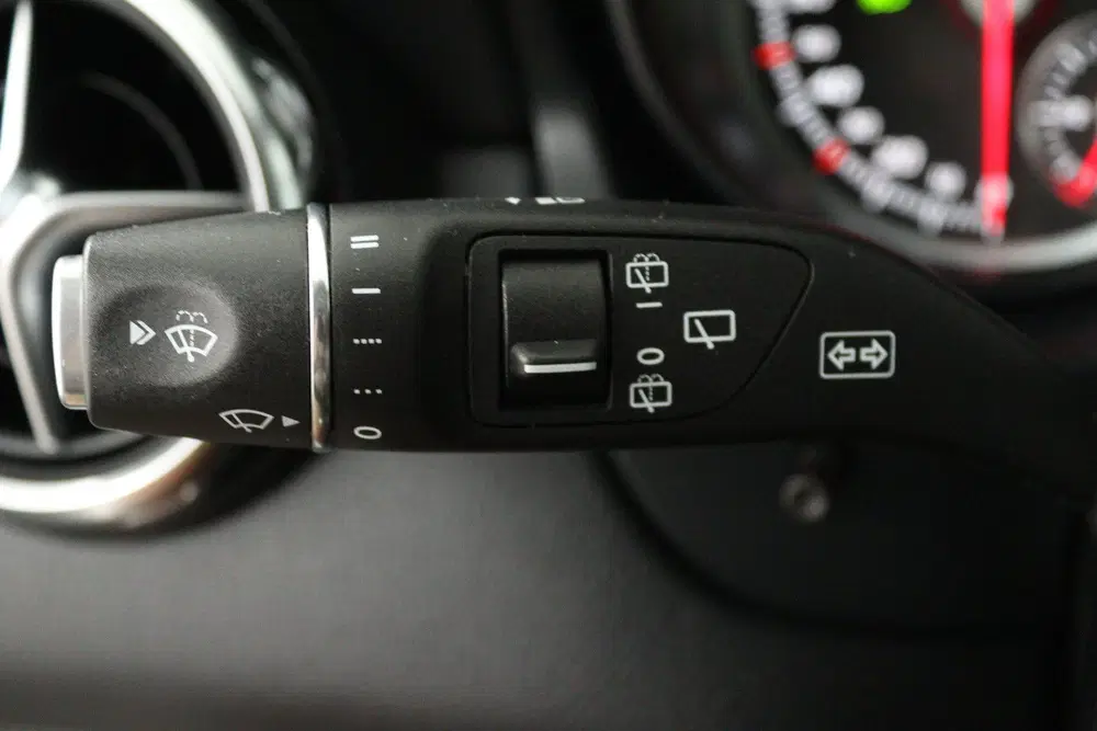 Mercedes-Benz GLA GLA 180 Sport Edition (STOELVERWARMING uit 2019, foto 8