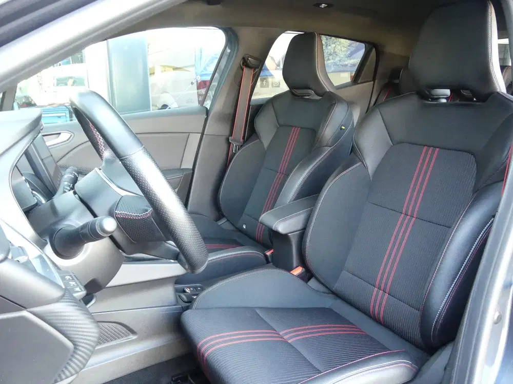 Renault Clio 1.6 E-Tech Hybrid 140 R.S. Line *t uit 2022, foto 14
