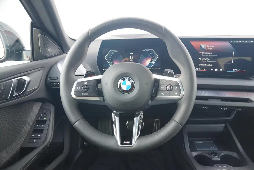 BMW 2-serie Coupé 220 High Executive uit 2026, foto 10