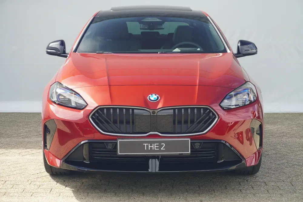 BMW 2-serie Coupé 220 High Executive uit 2026, foto 3