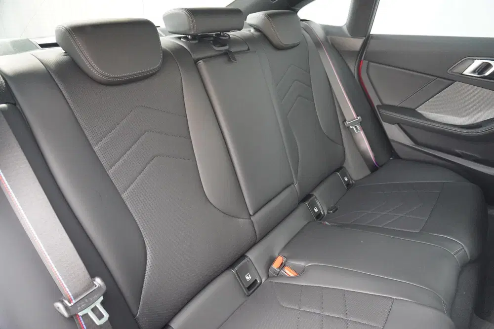 BMW 2-serie Coupé 220 High Executive uit 2026, foto 9