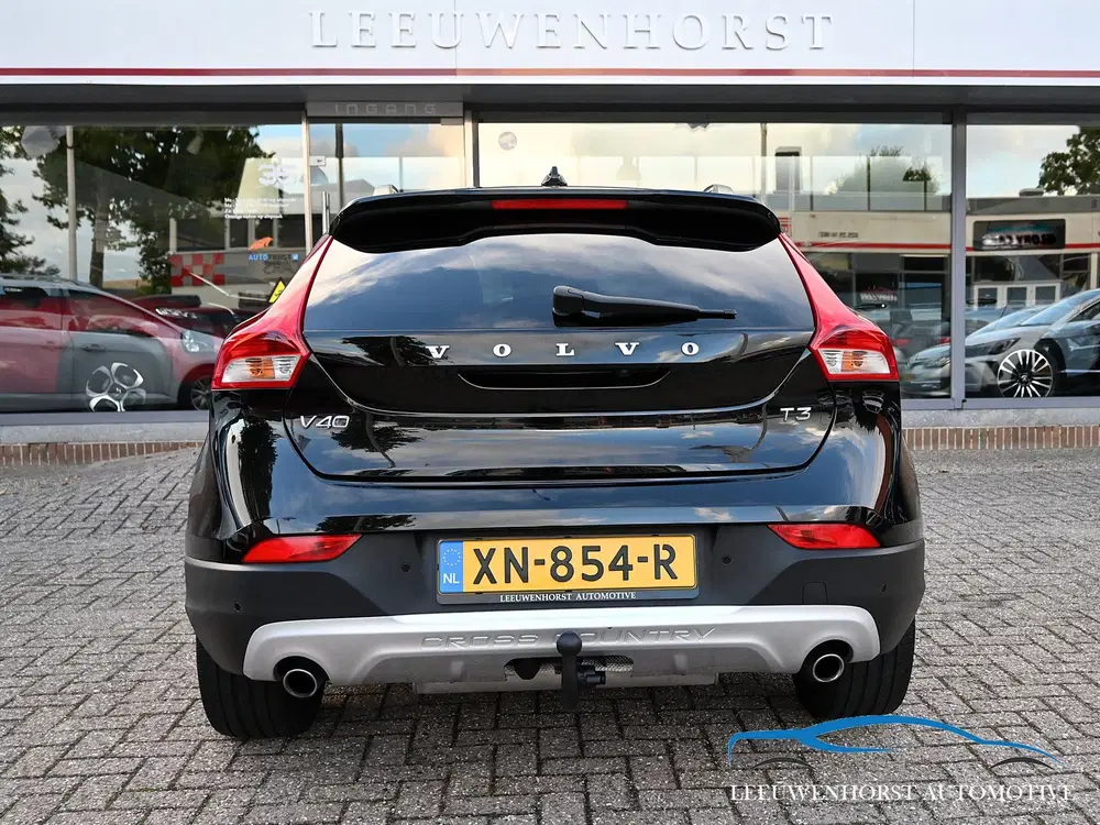 Volvo V40 Cross Country 1.5 T3 Polar+ Luxury AUTOMAAT uit 2019, foto 8