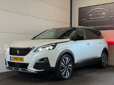Peugeot 5008 1.2 PureTech 7p uit 2020