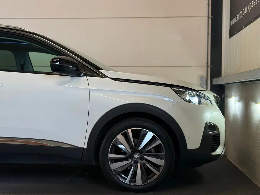 Peugeot 5008 1.2 PureTech 7p uit 2020, foto 10